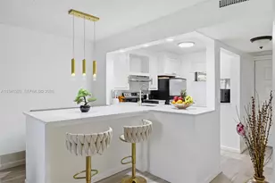 5501 Lakeside Dr, Margate, FL 33063 - Photo 7