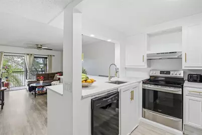 5501 Lakeside Dr #204, Margate, FL 33063 - Photo 9