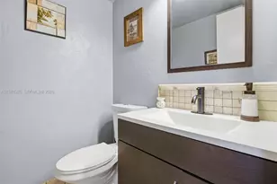 5501 Lakeside Dr, Margate, FL 33063 - Photo 19