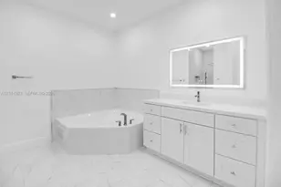 8159 NW 116th Ct, Doral, FL 33178 - Photo 27