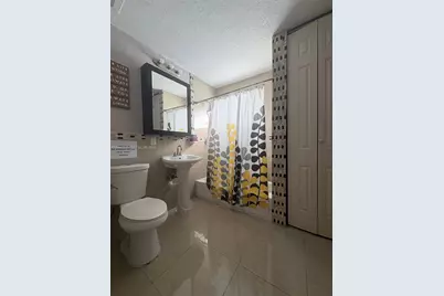 3221 SW 107th Ave, Miami, FL 33165 - Photo 5