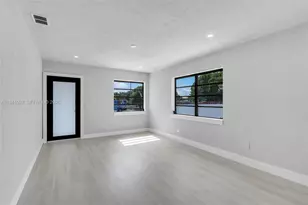 4485 E 8th Ave, Hialeah, FL 33013 - Photo 7