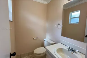 6607 Winfield Blvd, Margate, FL 33063 - Photo 7