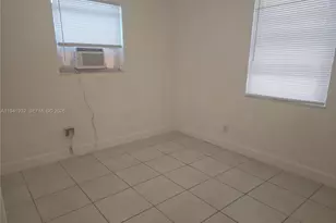 1645 Lauderdale Manor Dr, Fort Lauderdale, FL 33311 - Photo 9