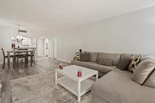 301 Racquet Club Rd, Weston, FL 33326 - Photo 3