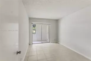 251 SW 132nd Way, Pembroke Pines, FL 33027 - Photo 3