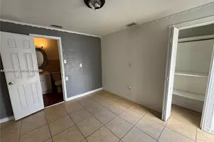 3121 NW 103rd St, Miami, FL 33147 - Photo 3