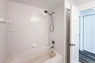 2080 W Preserve Way, Miramar, FL 33025 - Photo 17