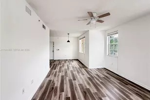 2080 W Preserve Way, Miramar, FL 33025 - Photo 13