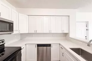 2080 W Preserve Way, Miramar, FL 33025 - Photo 7