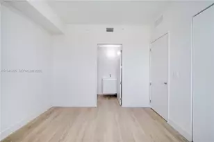 700 NE 24th St, Miami, FL 33137 - Photo 35