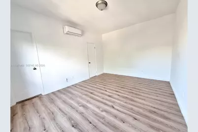 4035 N Meridian Ave #302, Miami Beach, FL 33140 - Photo 13