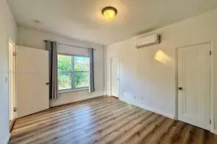 4035 N Meridian Ave, Miami Beach, FL 33140 - Photo 23