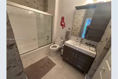 1063 Sunflower Cir, Weston, FL 33327 - Photo 21