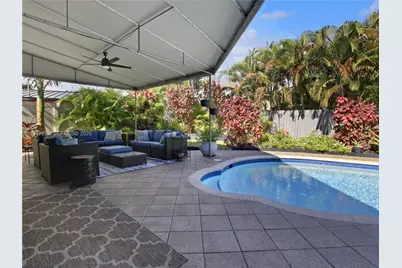 1561 NE 47th St, Oakland Park, FL 33334 - Photo 27