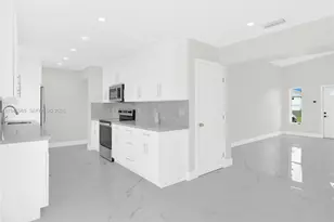 11837 SW 273rd Ln, Homestead, FL 33032 - Photo 7