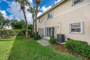 2296 NW 171st Terrace, Pembroke Pines, FL 33028 - Photo 25