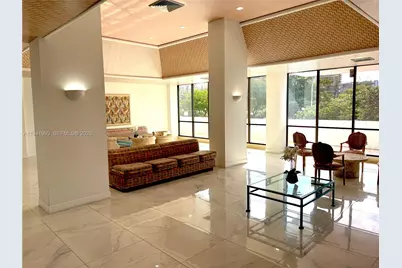 [Address not provided], Hallandale Beach, FL 33009 - Photo 15