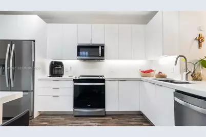 3889 Tree Top Dr #3889, Weston, FL 33332 - Photo 11