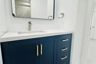 7157 W 19th Ct, Hialeah, FL 33014 - Photo 27