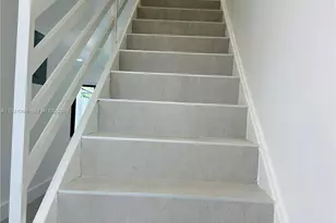 7157 W 19th Ct, Hialeah, FL 33014 - Photo 19