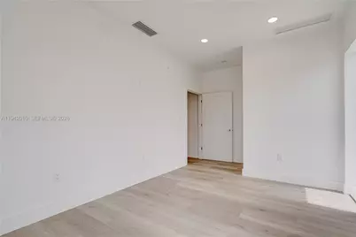 816 84th St #2, Miami Beach, FL 33141 - Photo 15