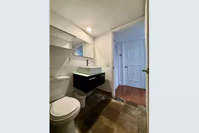 1605 Bay Rd #407, Miami Beach, FL 33139 - Photo 23