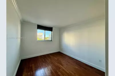1605 Bay Rd #407, Miami Beach, FL 33139 - Photo 19
