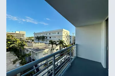 1605 Bay Rd #407, Miami Beach, FL 33139 - Photo 15