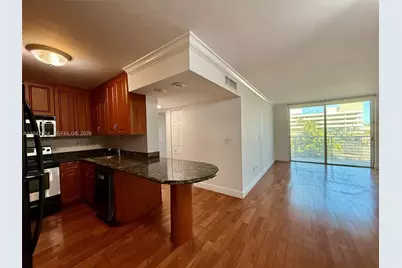 1605 Bay Rd #407, Miami Beach, FL 33139 - Photo 9