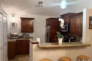 17225 NW 7th St, Pembroke Pines, FL 33029 - Photo 3