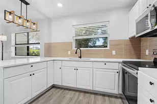 5647 Lincoln St, Hollywood, FL 33021 - Photo 9