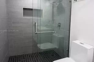 16950 W Dixie Hwy, North Miami Beach, FL 33160 - Photo 13