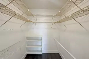 16950 W Dixie Hwy, North Miami Beach, FL 33160 - Photo 17