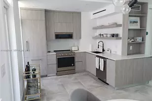 301 Ocean Dr, Miami Beach, FL 33139 - Photo 27