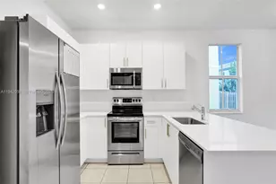 11920 NW 47th Manor, Coral Springs, FL 33076 - Photo 3