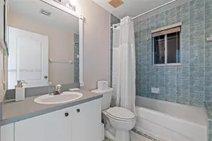 16301 SW 70th St, Miami, FL 33193 - Photo 39