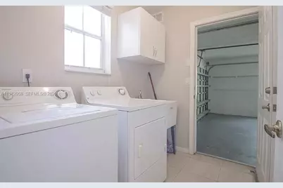 19416 SW 25th Ct, Miramar, FL 33029 - Photo 9