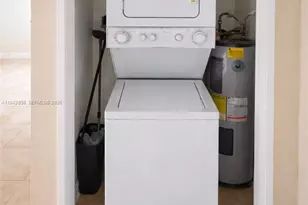 12275 NE 19th Ave, North Miami, FL 33181 - Photo 7