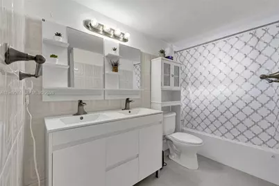 7133 Bay Dr #305, Miami Beach, FL 33141 - Photo 7