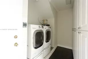 3755 SW 50th St, Hollywood, FL 33312 - Photo 21