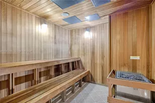 325 S Biscayne Blvd, Miami, FL 33131 - Photo 15