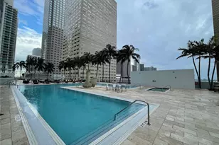 325 S Biscayne Blvd, Miami, FL 33131 - Photo 11