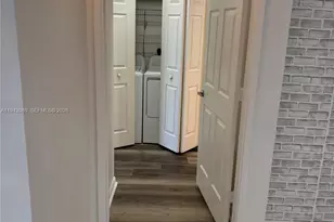 8050 N Nob Hill Rd, Tamarac, FL 33321 - Photo 9