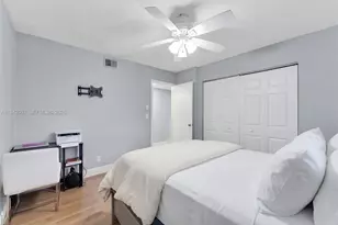 7653 NW 79th Ave, Tamarac, FL 33321 - Photo 15