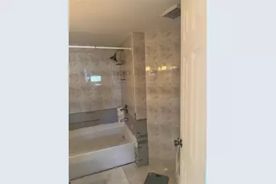 9421 Fontainebleau Blvd #204, Miami, FL 33172 - Photo 19