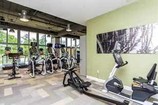 16385 Biscayne Blvd, North Miami Beach, FL 33160 - Photo 35