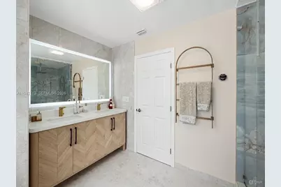 12585 SW 9th Pl, Davie, FL 33325 - Photo 25