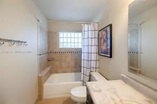 12585 SW 9th Pl, Davie, FL 33325 - Photo 35