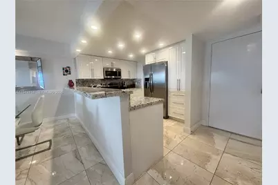 3800 S Ocean Dr #519, Hollywood, FL 33019 - Photo 1